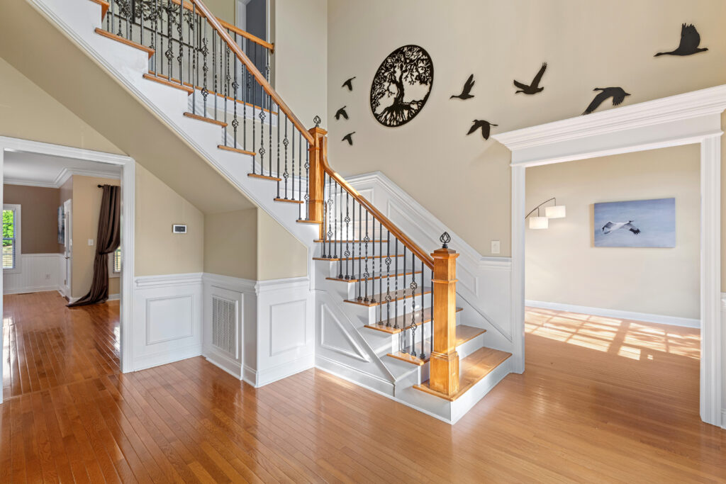Entrance, Tall Vaulted Ceilings, staircase, open floor plan, home for sale, realtor John Wesley Brooks, Madison Alabama 