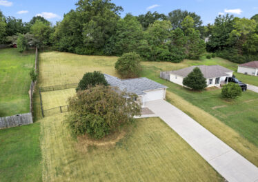 Meridianville Home For Sale, John Wesley Brooks, Best Realtor, Exteriior photos, 1 Acre Lot, Renovated home, Well Maintained home, New LVP Floors, 3 Bedrooms, 2 Bathrooms home, new granite counters