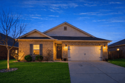 Home For Sale in Meridianville Alabama, Sunset front photo, full brick home, listed by the best Huntsville Alabama Realtor, John Wesley Brooks