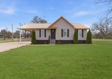 Move in Ready Madison Alabama Home With Land, Exterior photo, renovated, 0.41 acres, listed by John Wesley Brooks