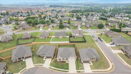 Aerial picture of the house and area, full brick home, large lot, culdesac, new house, move in ready, listed by the best Realtor in Huntsville John Wesley Brooks