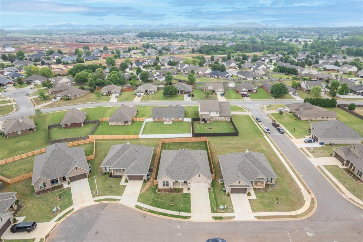 15908  NW Big Ben Drive, Harvest, Alabama 35749
