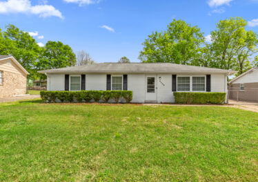 Renovated Move In Ready Home in South Huntsville, Grissom Highschool Zoning, listed by Top Realtor John Wesley Brooks