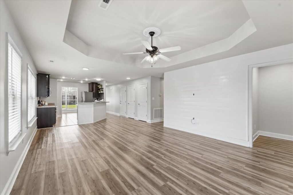 Move in ready for sale in south Huntsville Alabama, Open floor plan, lvp floors, new paint, near providence, Listed by Top Realtor John Wesley Brooks